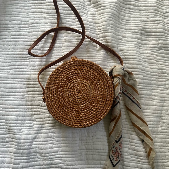Woven Crossbody Bag - Picture 5 of 8